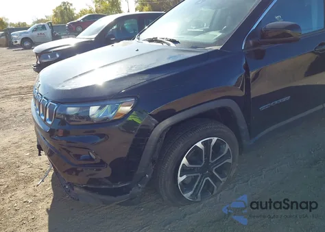 2022 Jeep Compass Limited 4X4 from USA, damaged, VIN 3C4NJDCB7NT193748